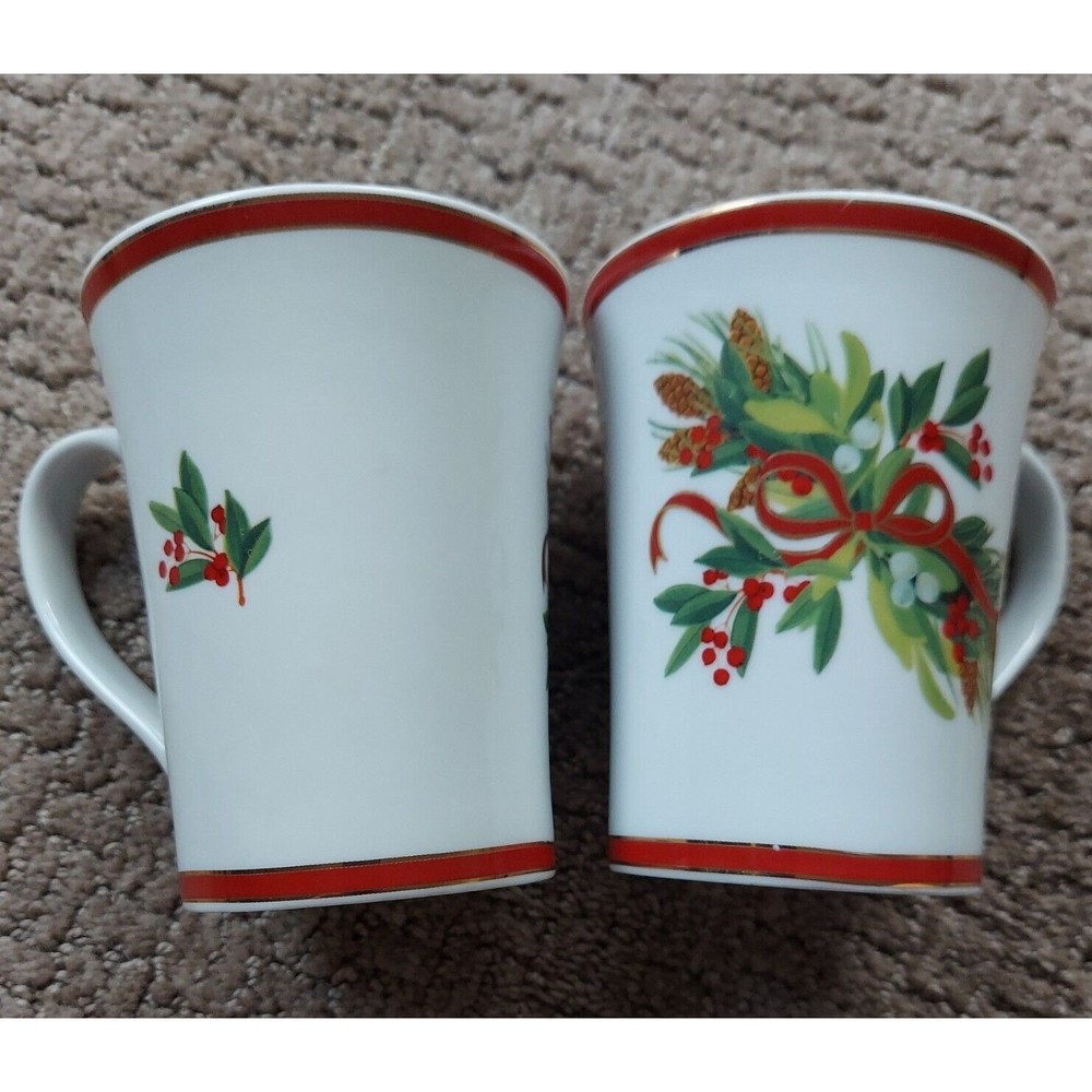 Harry and David Porcelain Christmas Mugs Set (2) Dated 2004